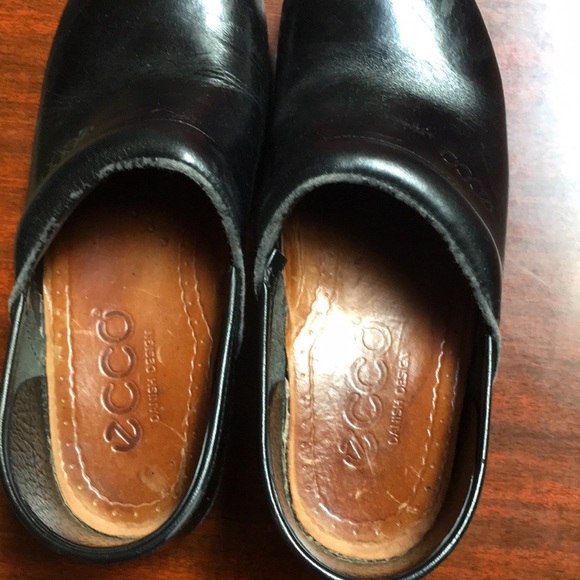 Excellent condition ECCO black leather EU size 36, US size 6.5 mule/clogs - Picture 1 of 4
